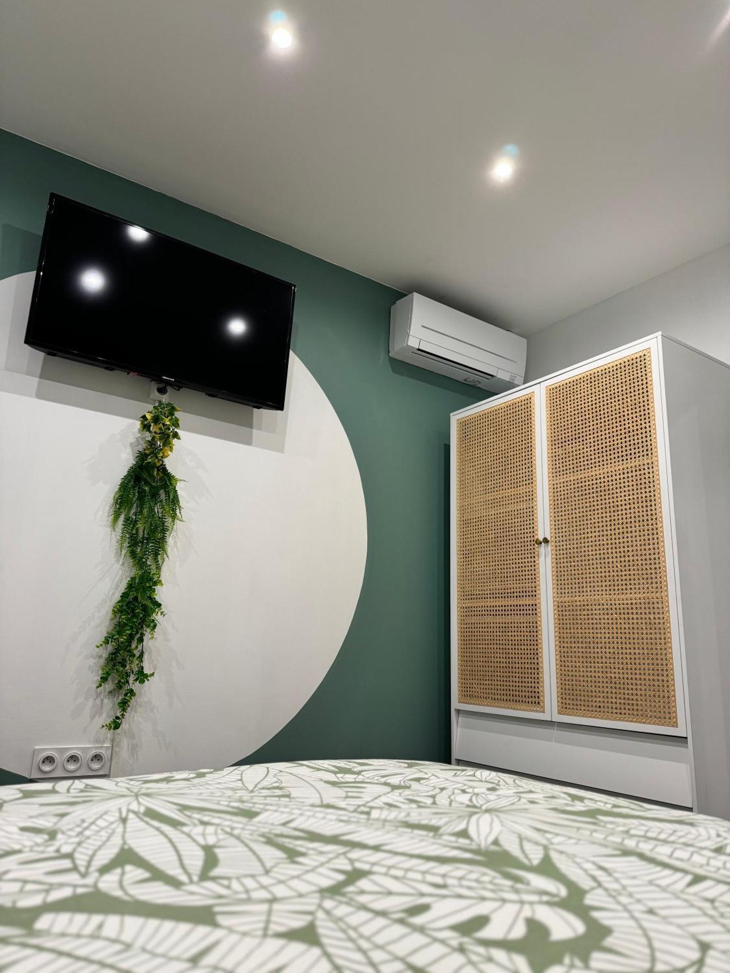 Worldroom Chambre Privee Avec Espace Commun Perpinhã Exterior foto